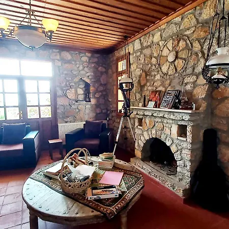 With Sea Views In Faralya וילה פאטהיה